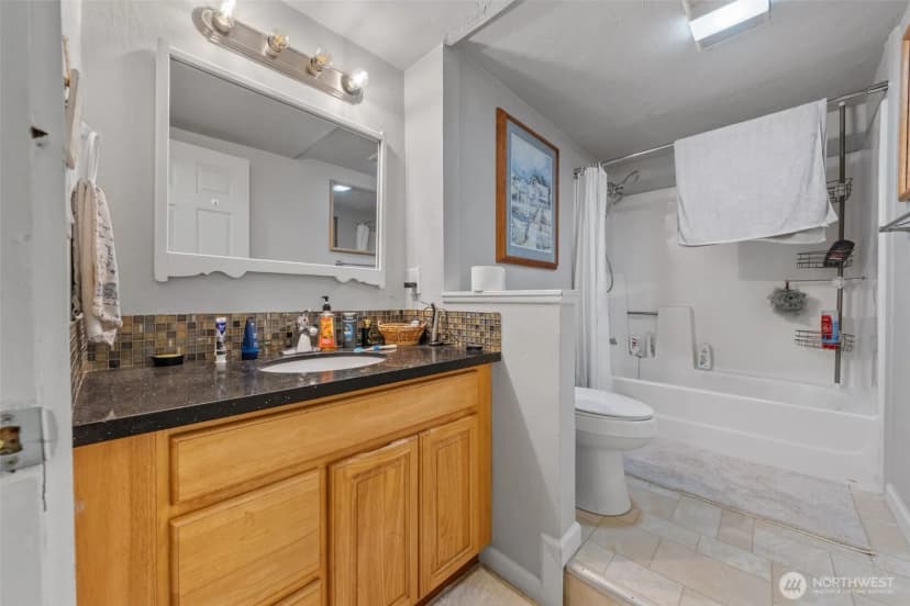 Property photo for 2118 160th Place Sw, Lynnwood photo 20