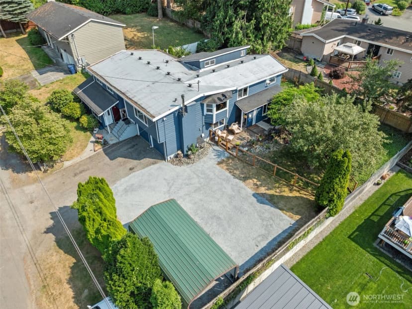 Property photo for 2118 160th Place Sw, Lynnwood