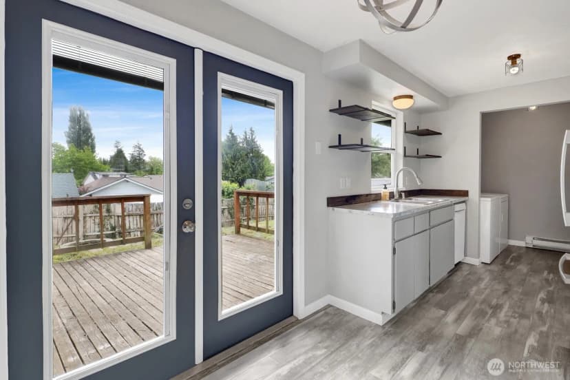 Property photo for 6130 Sunshine Drive, Ferndale photo 10