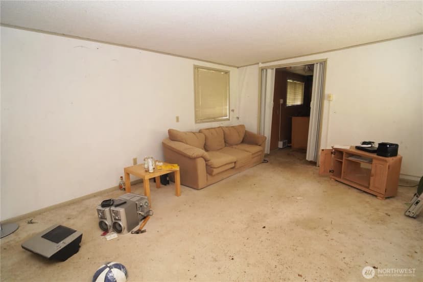 Property photo for 2544 Ne 90th Street, Seattle photo 8