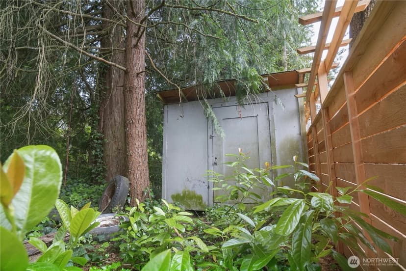 Property photo for 2544 Ne 90th Street, Seattle photo 7