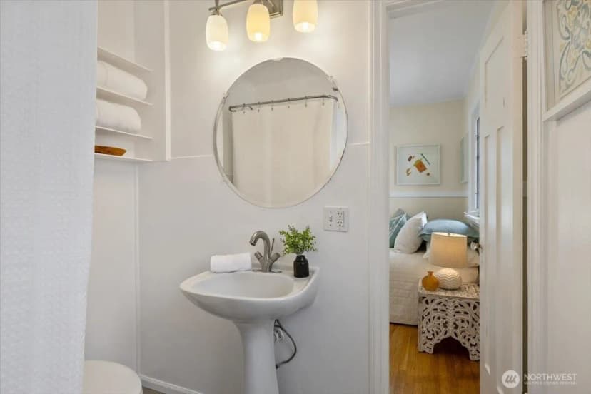 Property photo for 7528 14th Avenue Sw, Seattle photo 18
