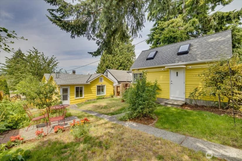 Property photo for 7528 14th Avenue Sw, Seattle photo 32