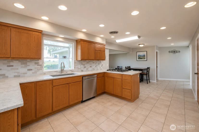 Property photo for 13373 Adams Road S, Royal City photo 8