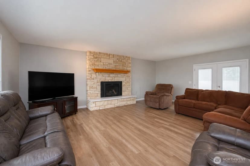 Property photo for 13373 Adams Road S, Royal City photo 12