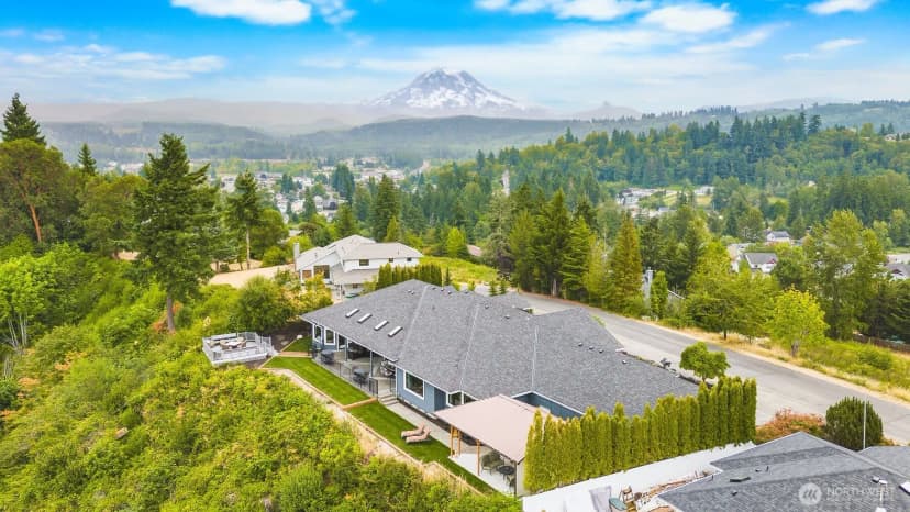 Property photo for 184 Dow Ridge Drive N, Eatonville photo 32