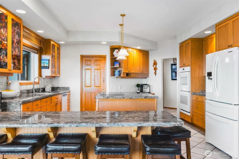 Property photo for 184 Dow Ridge Drive N, Eatonville photo 11