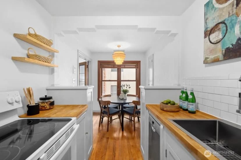 Property photo for 519 W Roy Street #413, Seattle photo 10