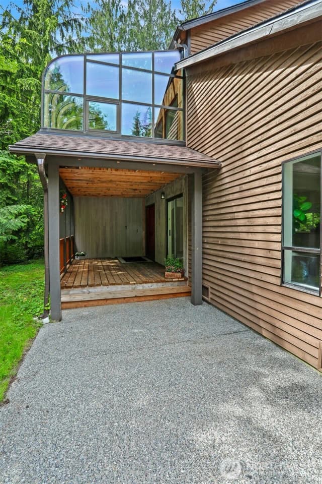 Property photo for 1012 Carlson Road, Snohomish photo 2