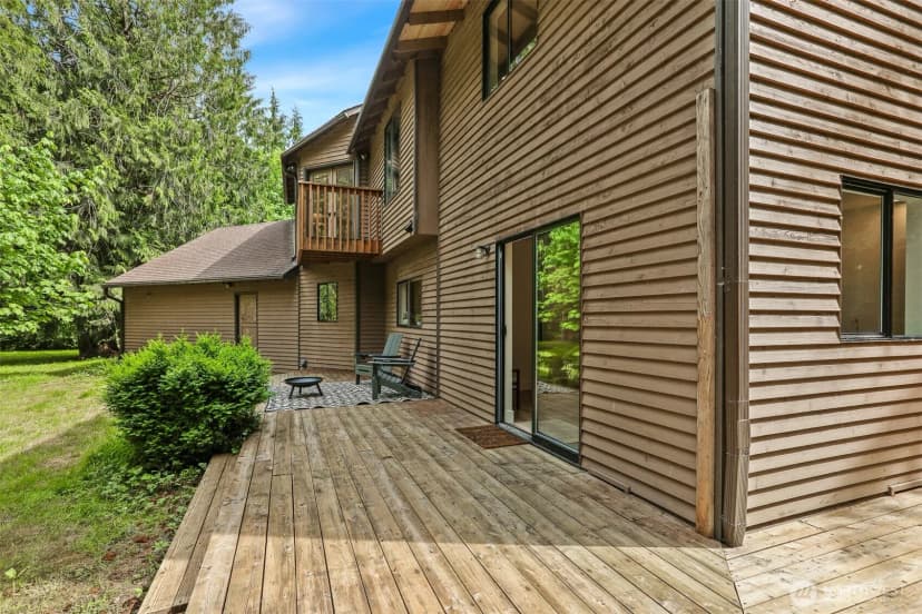 Property photo for 1012 Carlson Road, Snohomish photo 14