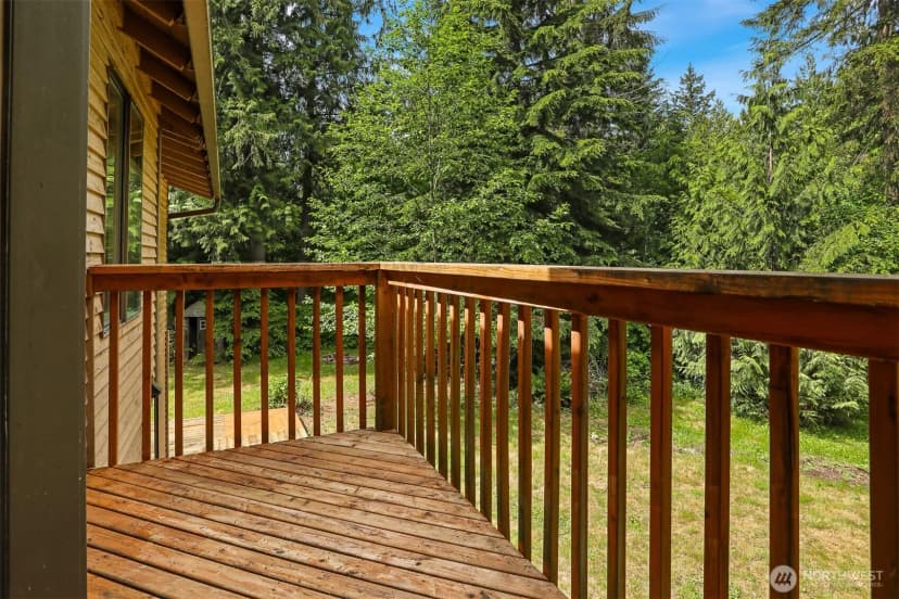 Property photo for 1012 Carlson Road, Snohomish photo 28