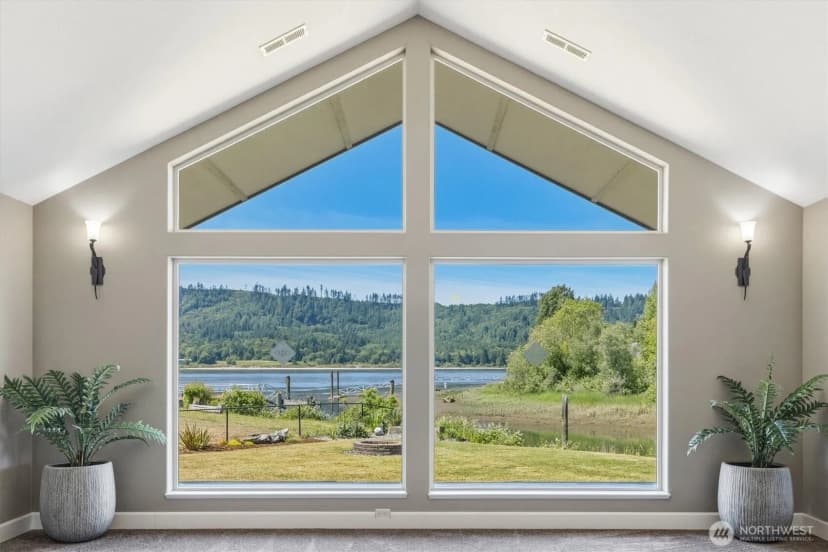 Property photo for 268 S Welcome Slough Road, Cathlamet photo 4