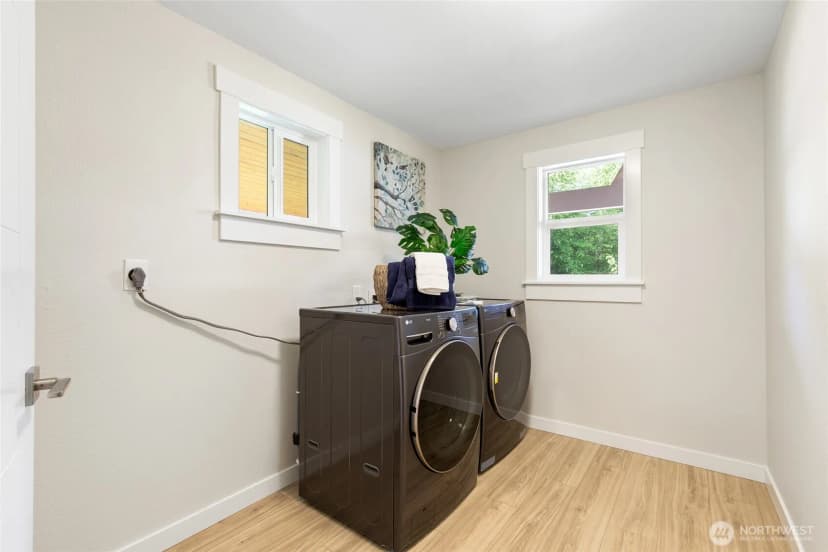 Property photo for 20103 75th Avenue Ne, Kenmore photo 23