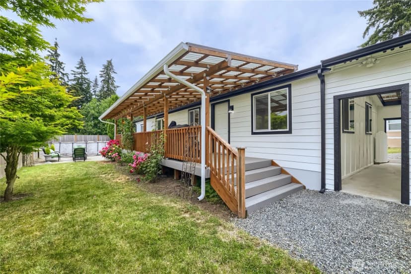 Property photo for 106 119th Street Se, Everett photo 27