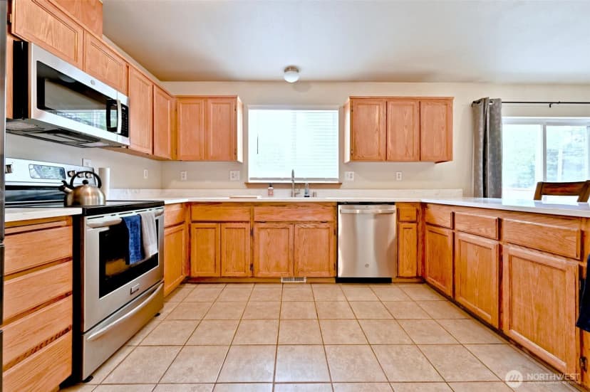 Property photo for 5721 208th St Ct E, Spanaway photo 13
