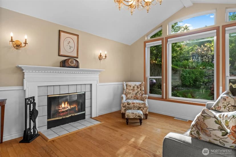 Property photo for 1860 Overview Drive Ne, Tacoma photo 6