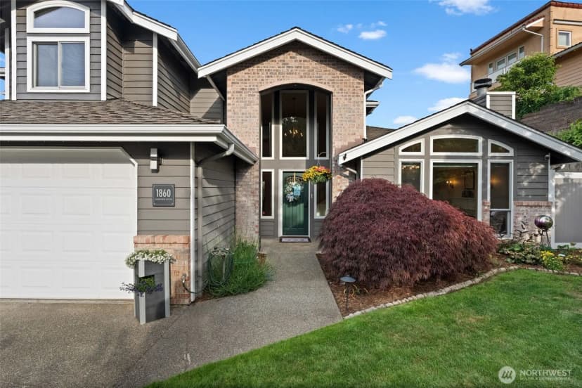 Property photo for 1860 Overview Drive Ne, Tacoma photo 3