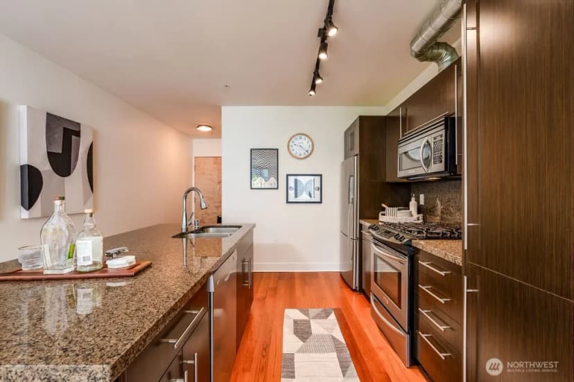 Property photo for 530 Broadway E #311, Seattle photo 9