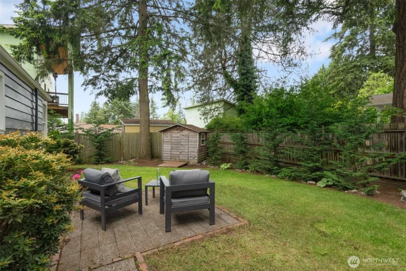Property photo for 11549 8th Avenue Ne, Seattle photo 24
