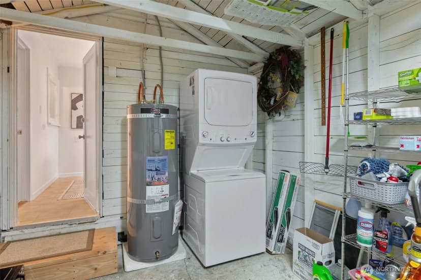 Property photo for 11549 8th Avenue Ne, Seattle photo 19