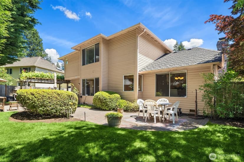 Property photo for 3031 235th Avenue Se, Sammamish photo 9