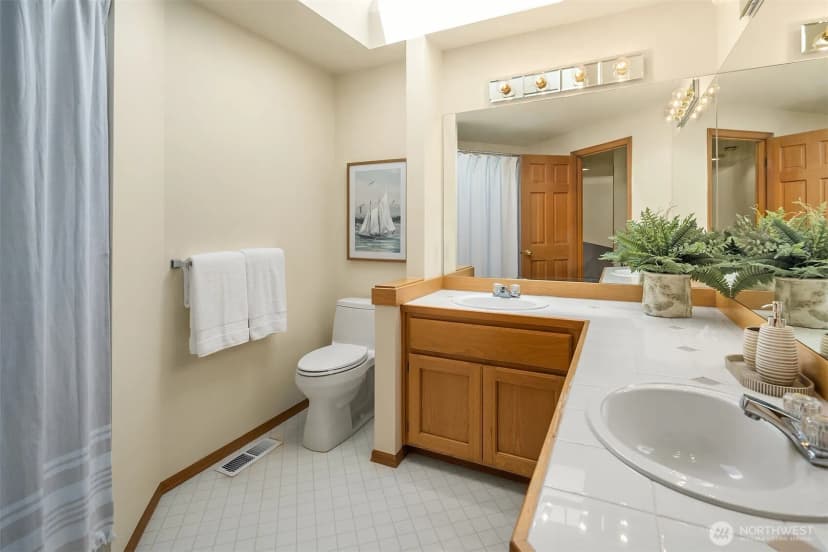 Property photo for 3031 235th Avenue Se, Sammamish photo 40