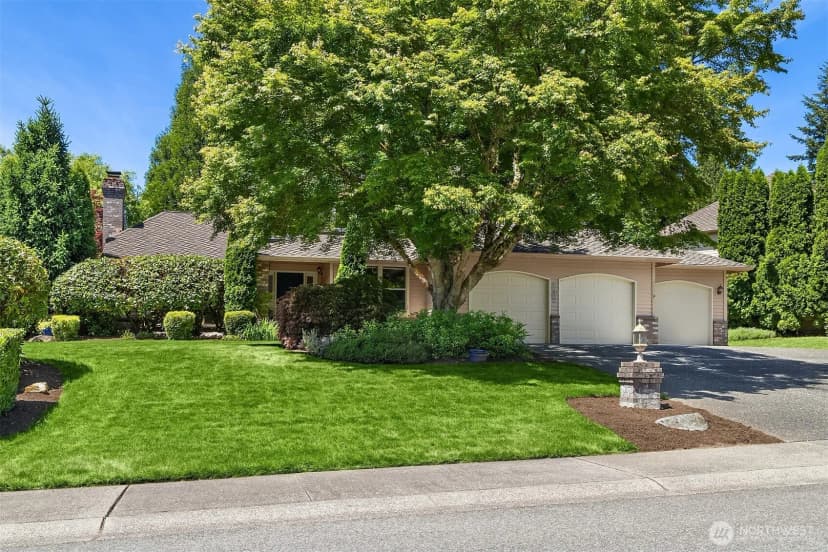 Property photo for 3031 235th Avenue Se, Sammamish photo 4