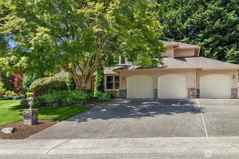 Property photo for 3031 235th Avenue Se, Sammamish