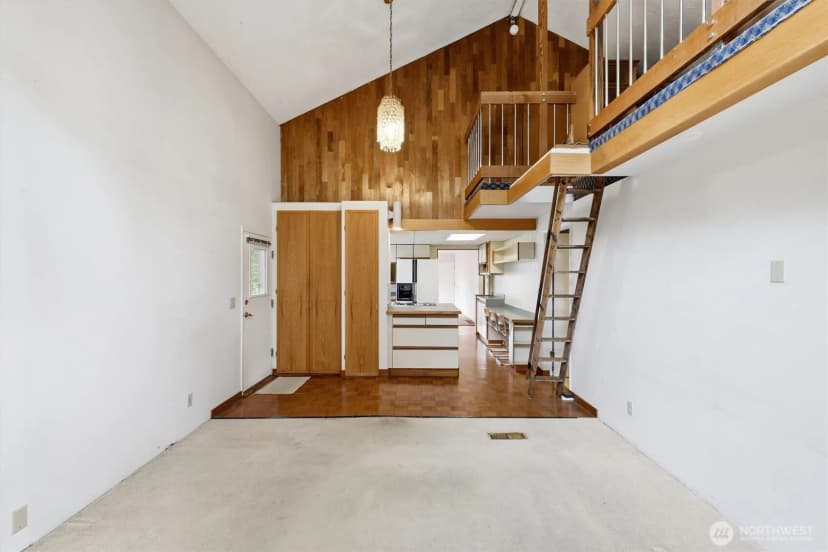 Property photo for 824 S 146th Street, Burien photo 14