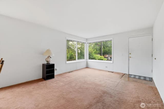 Property photo for 824 S 146th Street, Burien photo 4