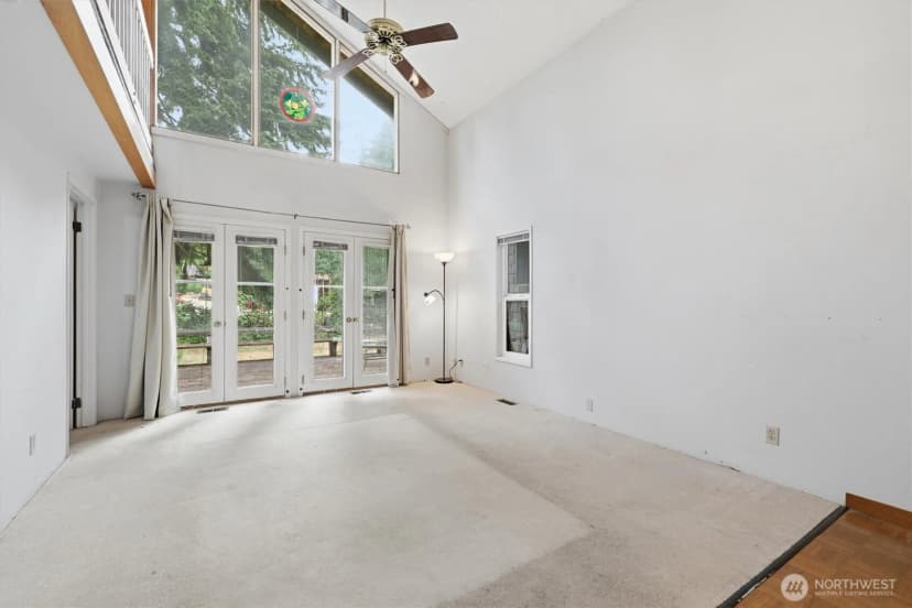 Property photo for 824 S 146th Street, Burien photo 10