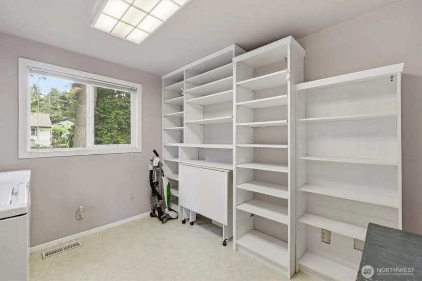 Property photo for 824 S 146th Street, Burien photo 19