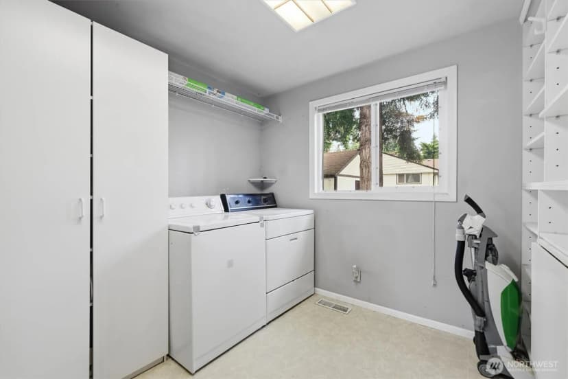 Property photo for 824 S 146th Street, Burien photo 20