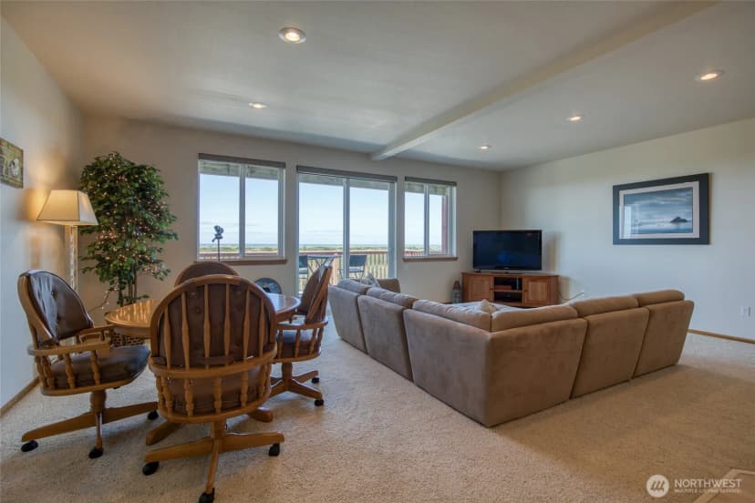 Property photo for 1003 S Sand Dune Avenue Sw #c, Ocean Shores photo 7