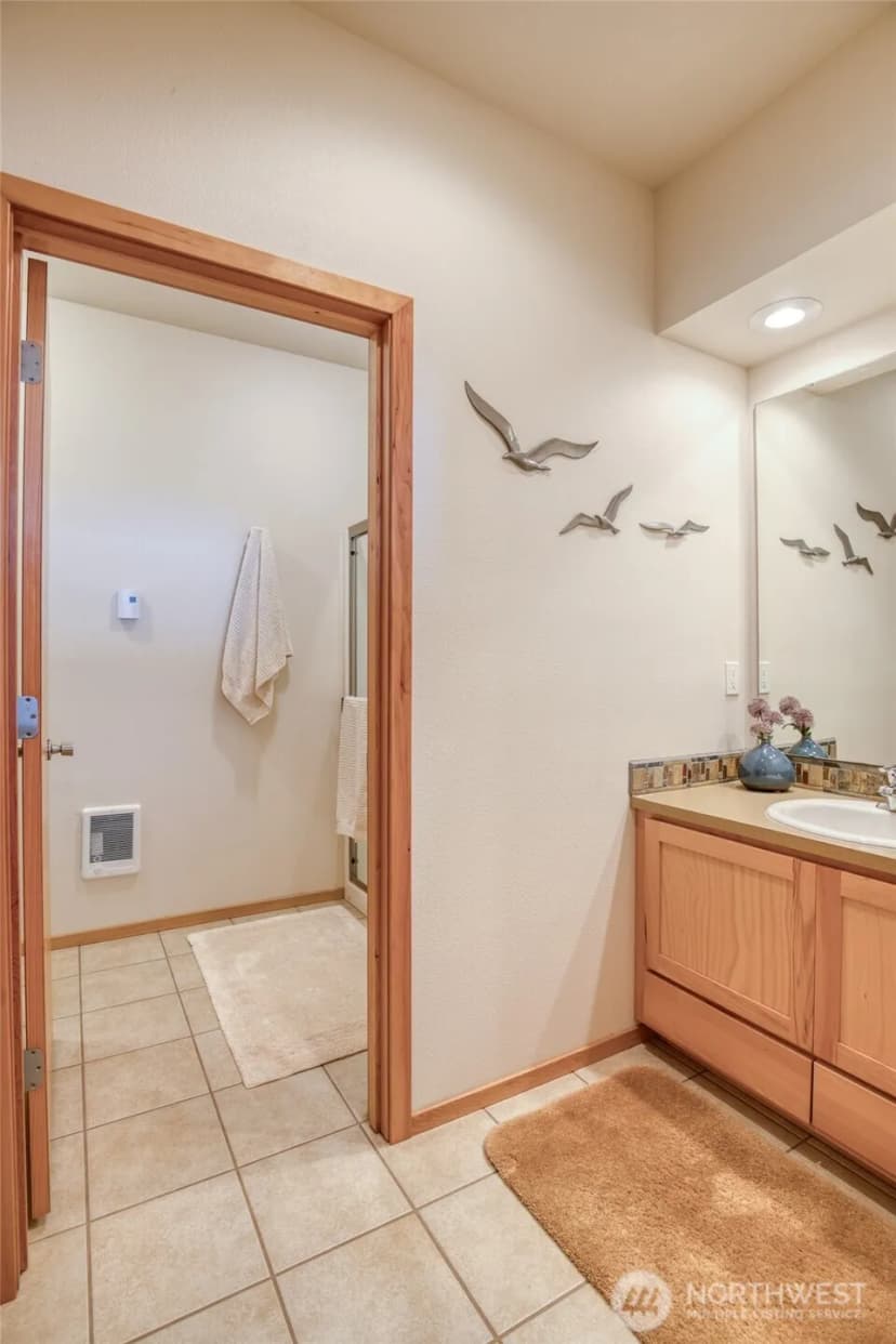 Property photo for 1003 S Sand Dune Avenue Sw #c, Ocean Shores photo 34