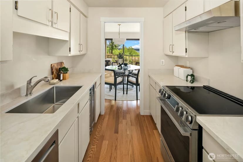 Property photo for 8001 Sand Point Way Ne #c47, Seattle photo 14