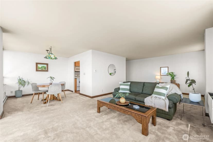 Property photo for 521 5th Avenue W #602, Seattle photo 5