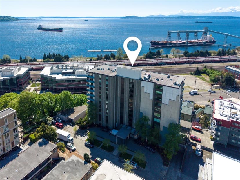 Property photo for 521 5th Avenue W #602, Seattle photo 25