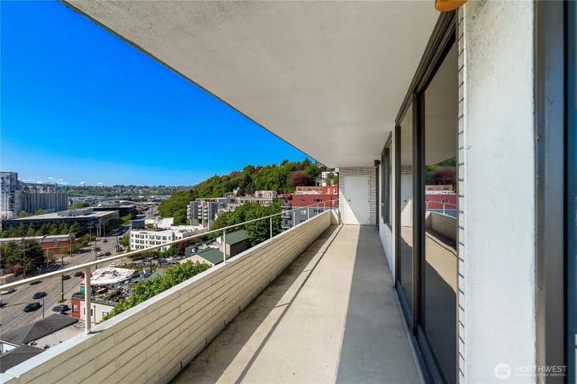 Property photo for 521 5th Avenue W #602, Seattle photo 20