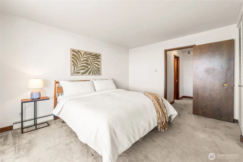 Property photo for 521 5th Avenue W #602, Seattle photo 15