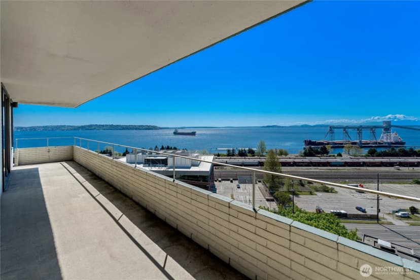 Property photo for 521 5th Avenue W #602, Seattle photo 19