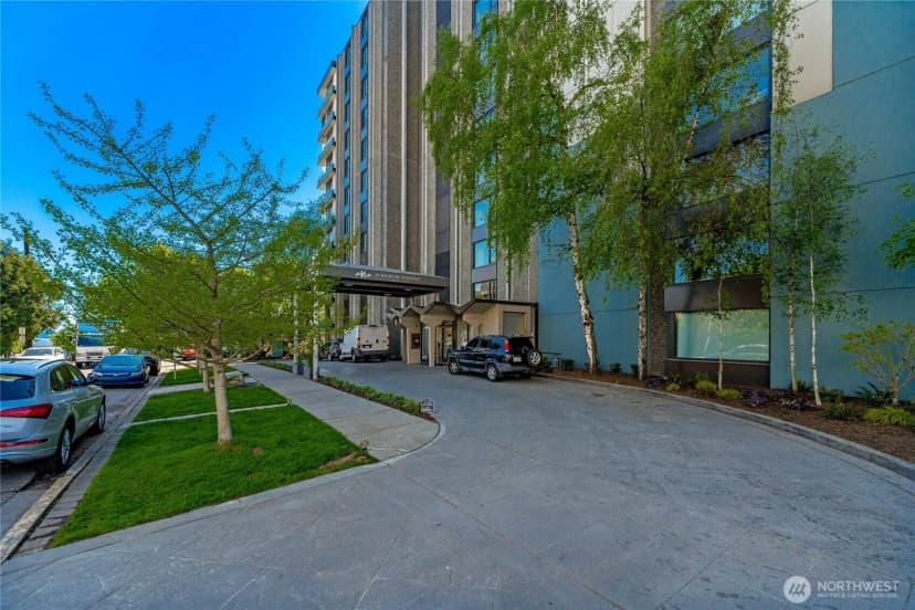 Property photo for 521 5th Avenue W #602, Seattle photo 22