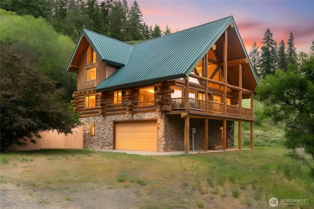 Property photo for 9350 N Fork Road, Cashmere