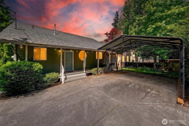Property photo for 27917 10th Avenue S #unit 1, Des Moines