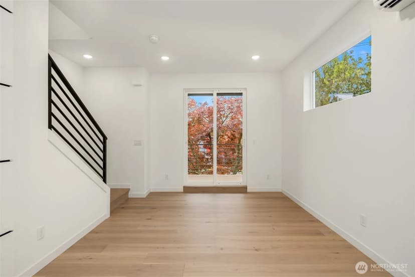 Property photo for 7334 25th Avenue Nw, Seattle photo 12