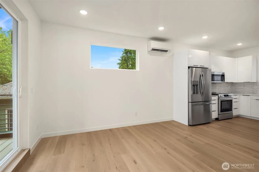 Property photo for 7334 25th Avenue Nw, Seattle photo 10