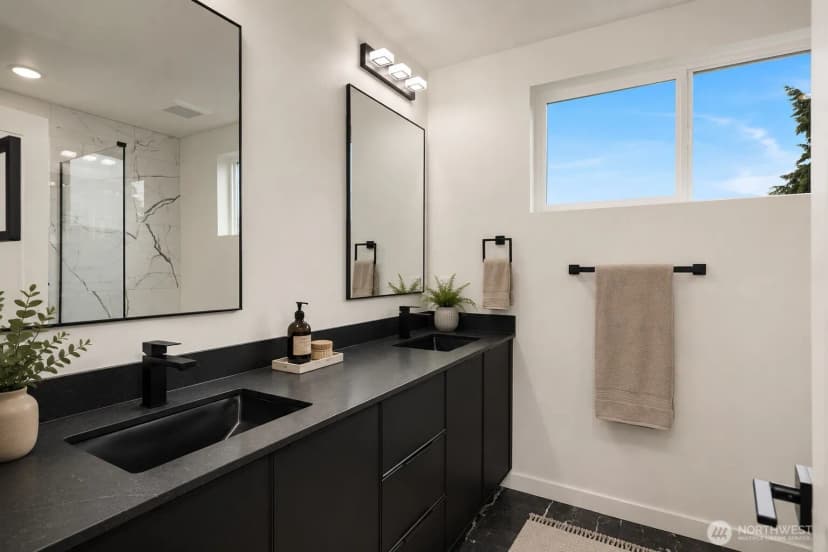 Property photo for 7334 25th Avenue Nw, Seattle photo 13