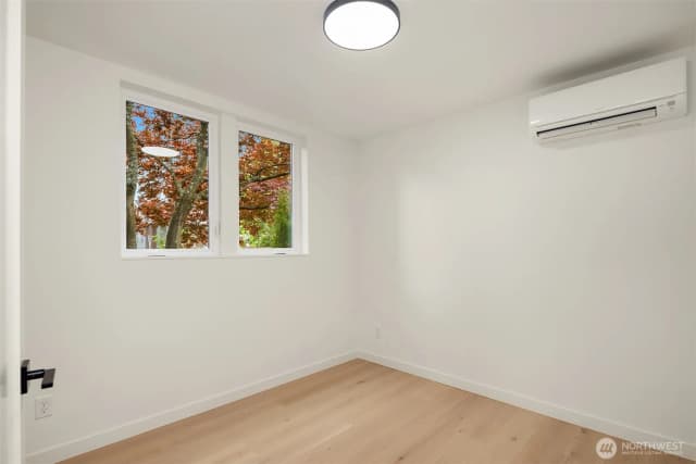 Property photo for 7334 25th Avenue Nw, Seattle photo 3