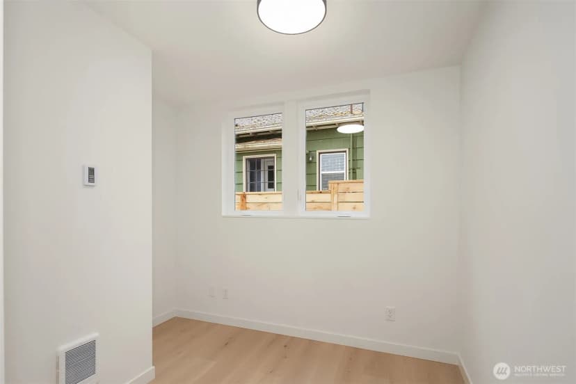 Property photo for 7334 25th Avenue Nw, Seattle photo 17