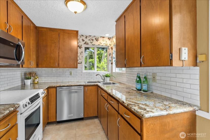 Property photo for 8505 236th Street Sw, Edmonds photo 8